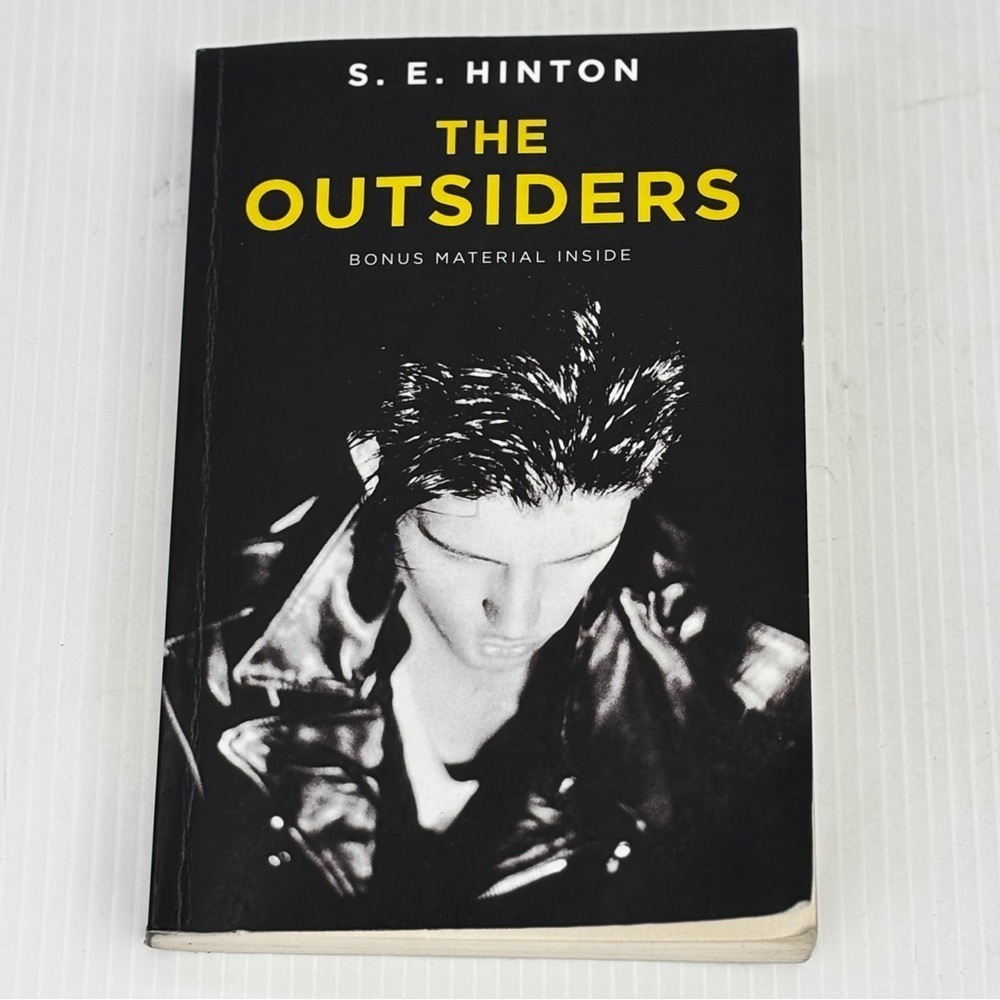 The Outsiders - paperback -S. E. Hinton - Bonus Material Inside